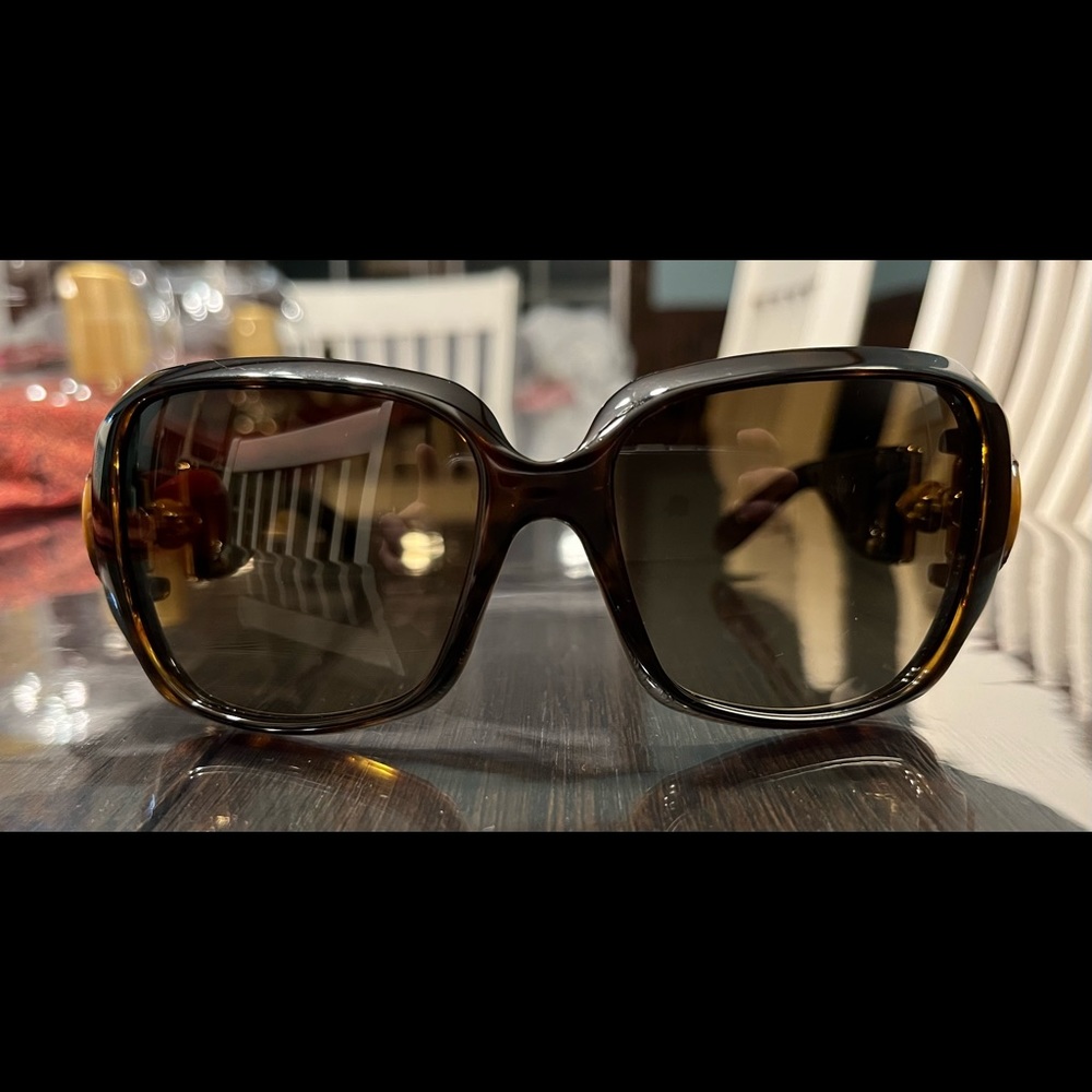 Gucci Bamboo Accent Oversize Sunglasses *LIKE NEW*